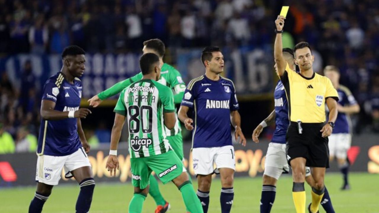 Árbitro Millonarios contra Nacional