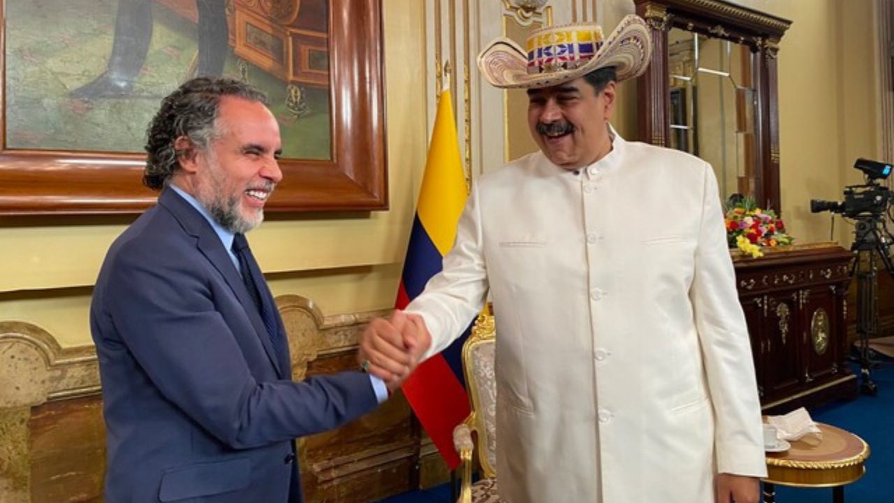Armando Benedetti y Nicolás Maduro
