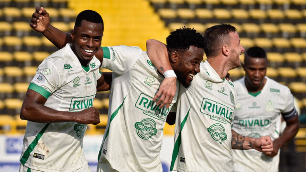 Colo Colo contra Bucaramanga el leopardo va por el triunfo para clasificar a octavos de final de la Copa Libertadores 2025
