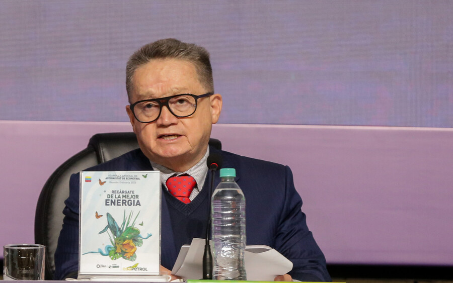 Guillermo García Realpe, presidente de la junta directiva de Ecopetrol, calificó como “grave y abusivo” el contrato millonario firmado con la firma estadounidense. Crédito: Colprensa.