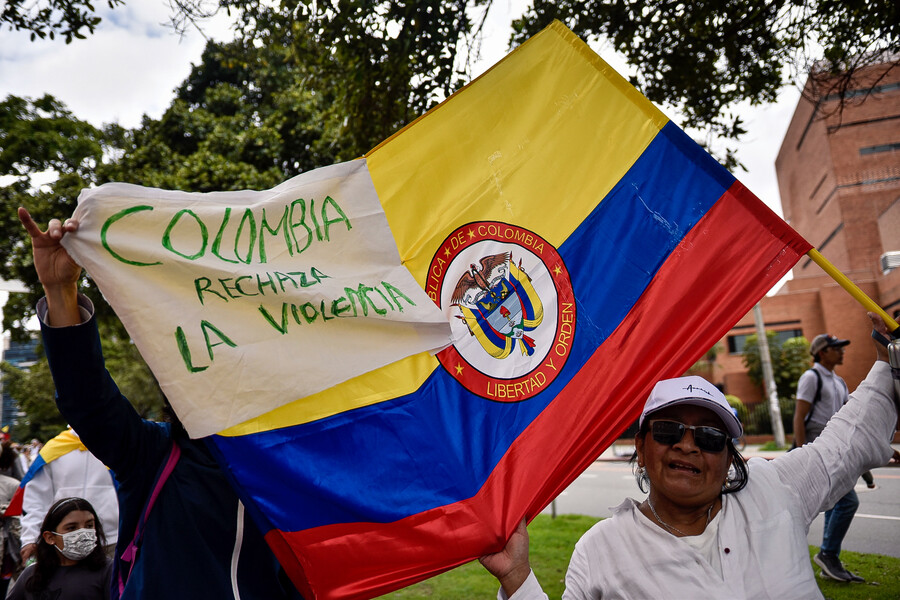 Manifestación Uribe