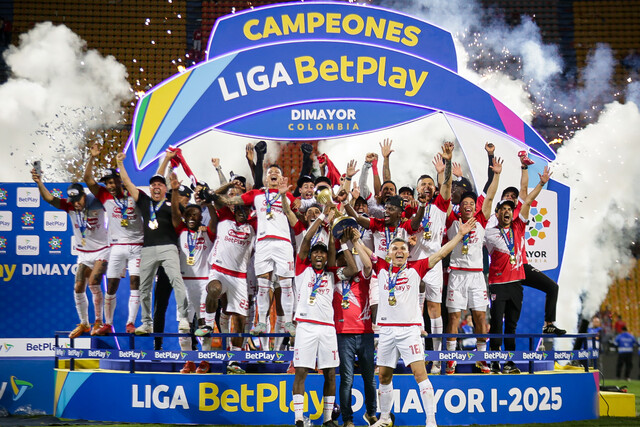 Los campeones de la décima, ganada, como todas, a lo Santa Fe.