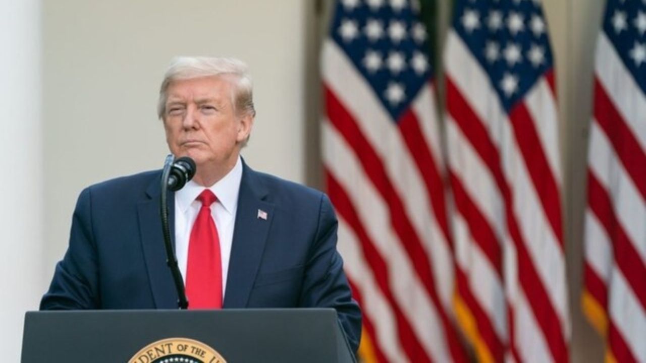 Donald Trump al accidente aérero