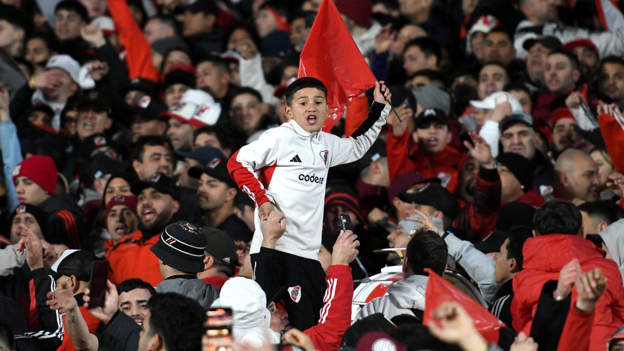 Hinchas de River Plate en el Más Monumental
