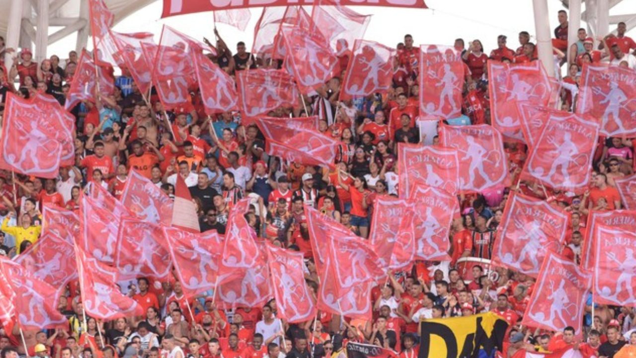 Hinchas del América de Cali