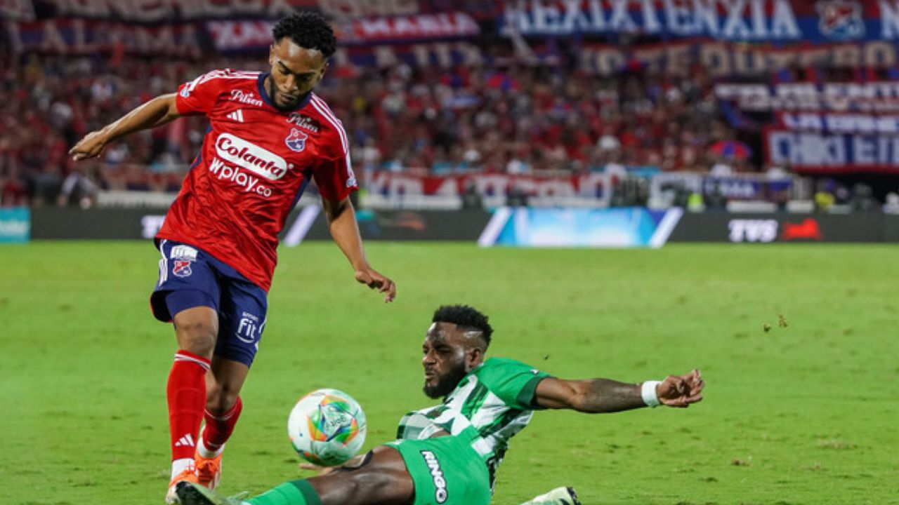 Independiente Medellín contra Atlético Nacional