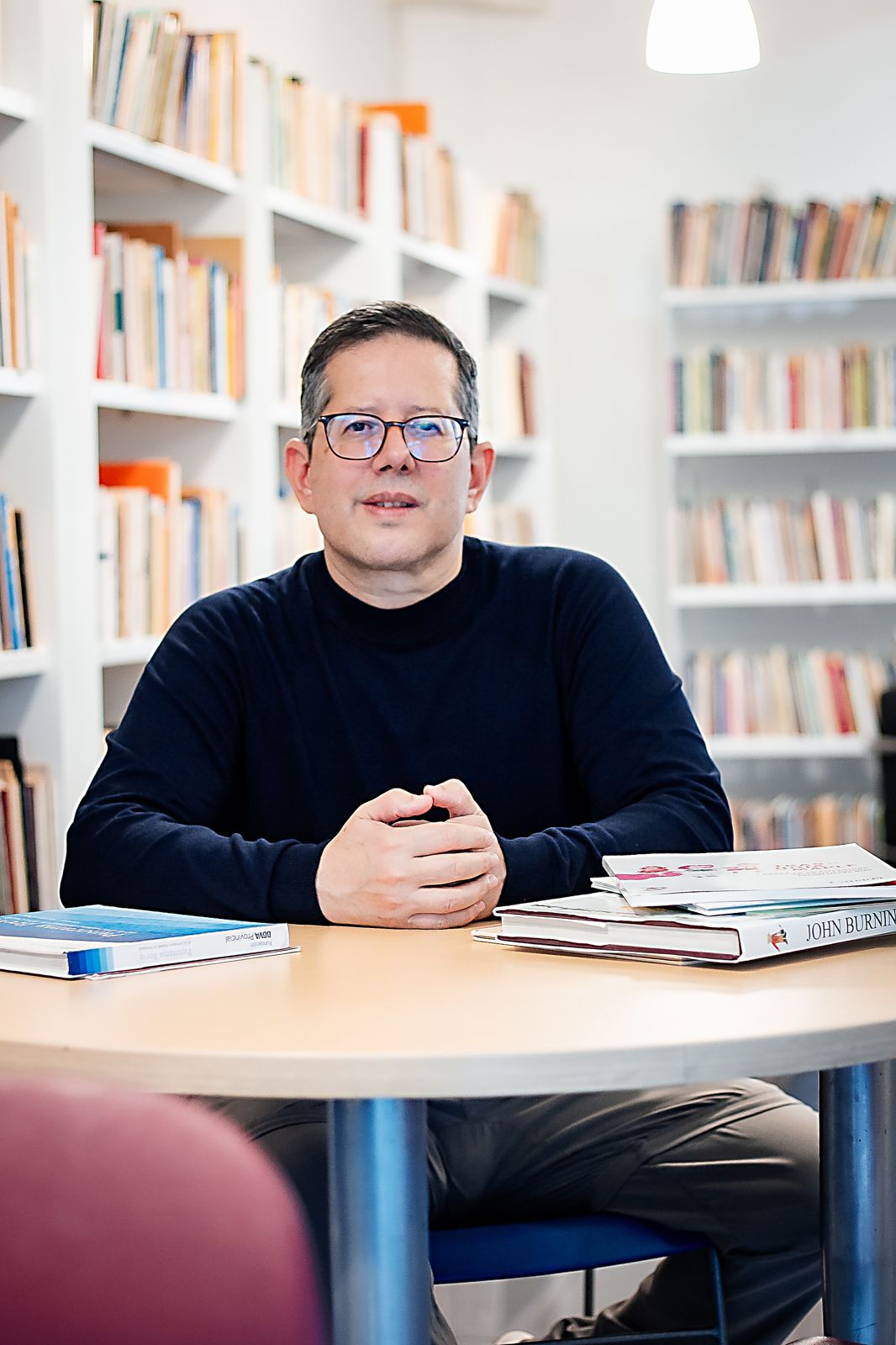 Fanuel Hanán Díaz, autor de ‘La no ficción para niños. Cartografías de un género en expansión'. | Foto: FCE