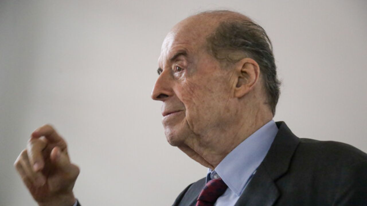 Leyva, excanciller