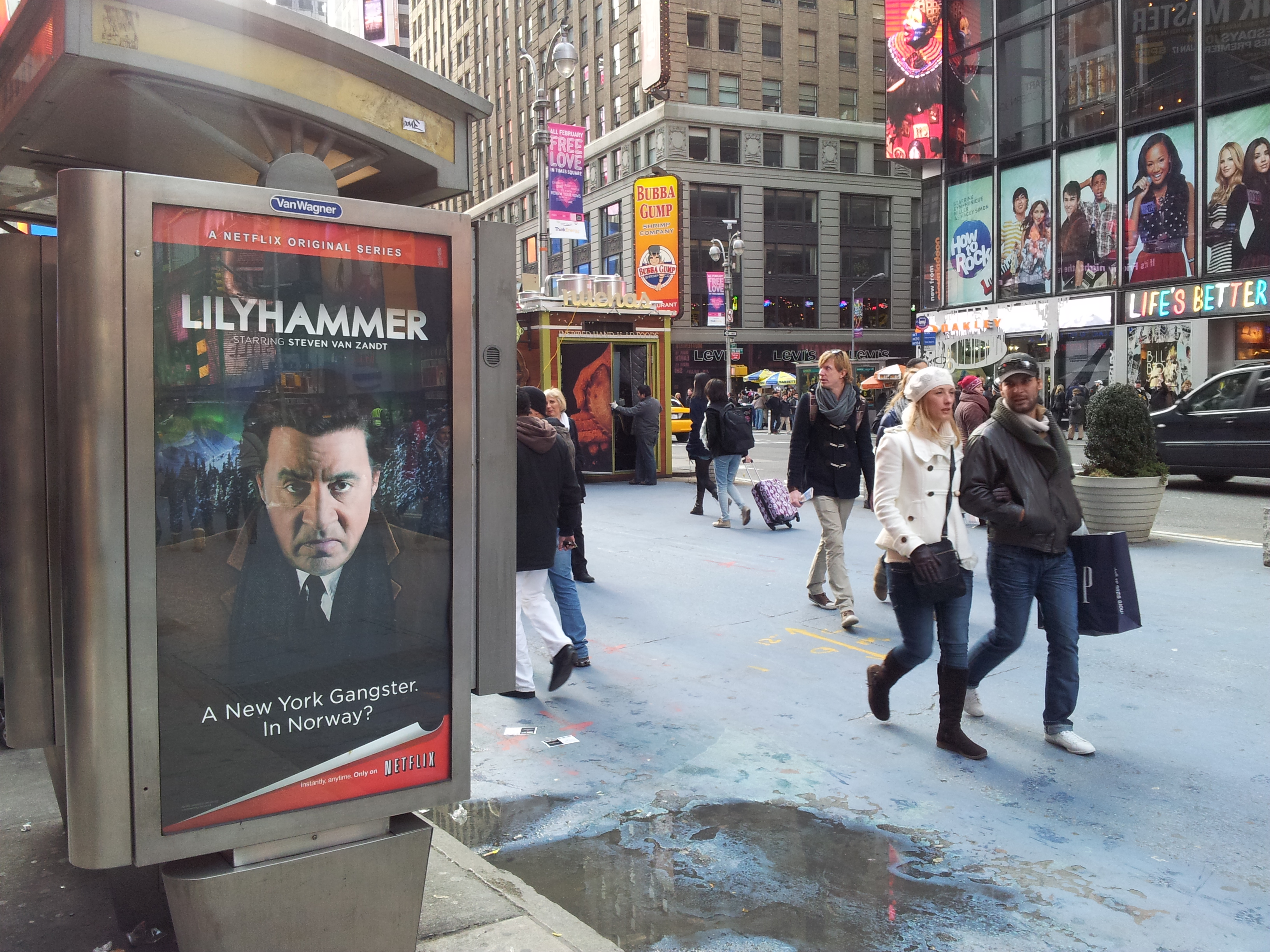 Afiche de Lilyhammer en Times Square en febrero de 2012