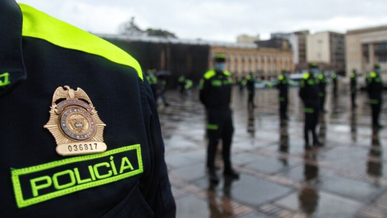 Miembros de la Policía Metropolitana de Bogotá