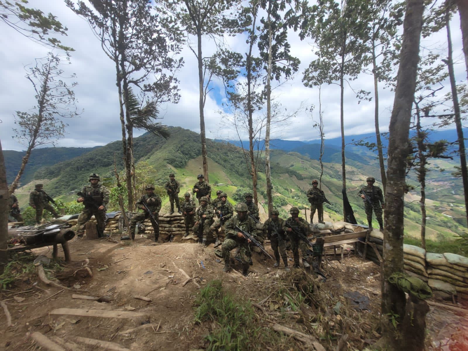 Militares