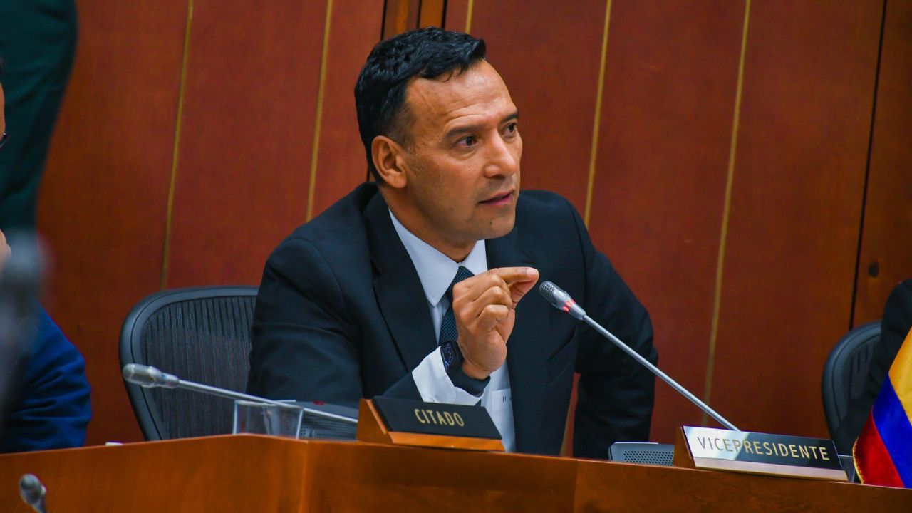 Minsitro de Defensa sobre minería ilegal