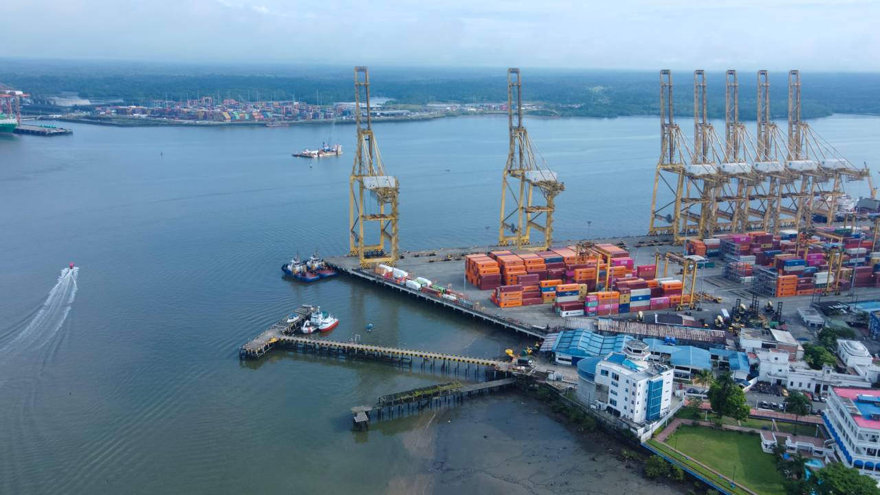 Muelle 13