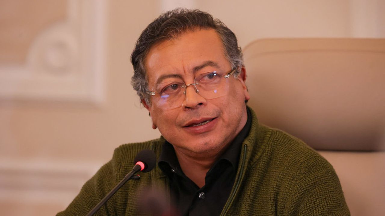 Presidente Petro anuncia que convocará consulta popular por decreto, si el Senado no la discute
