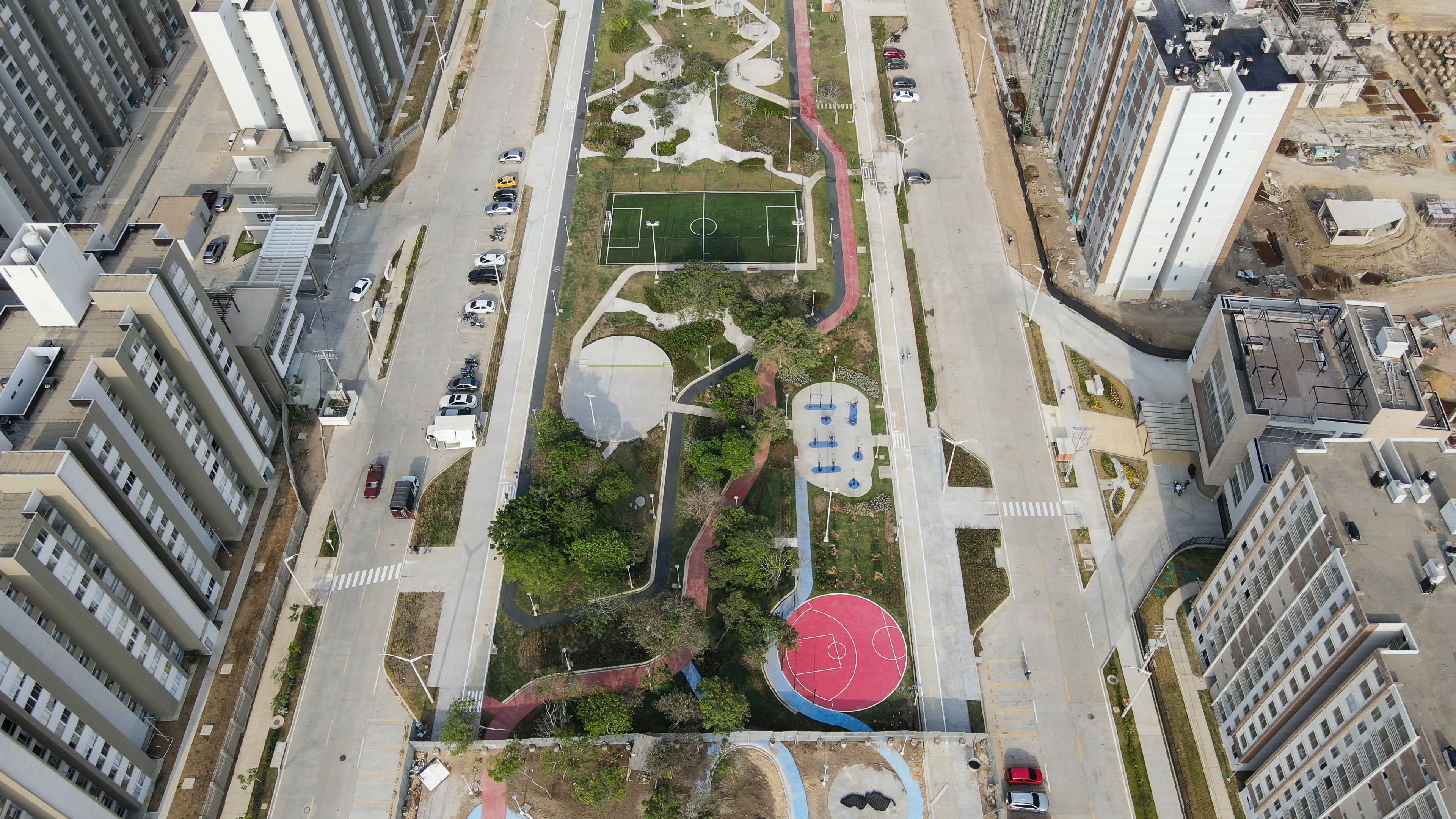 Las zonas de parques y las amplias zonas viales son vitales para la nueva área metropolitana.