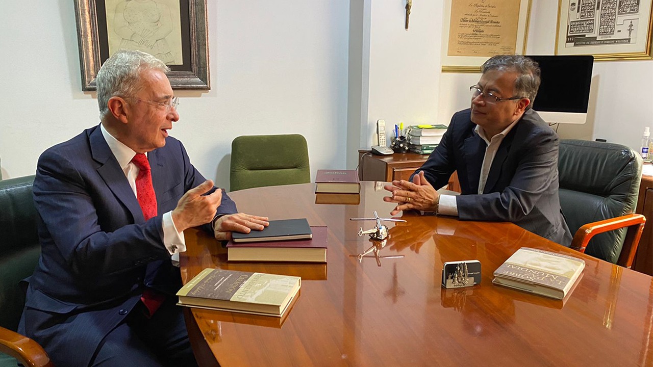 Uribe y Petro