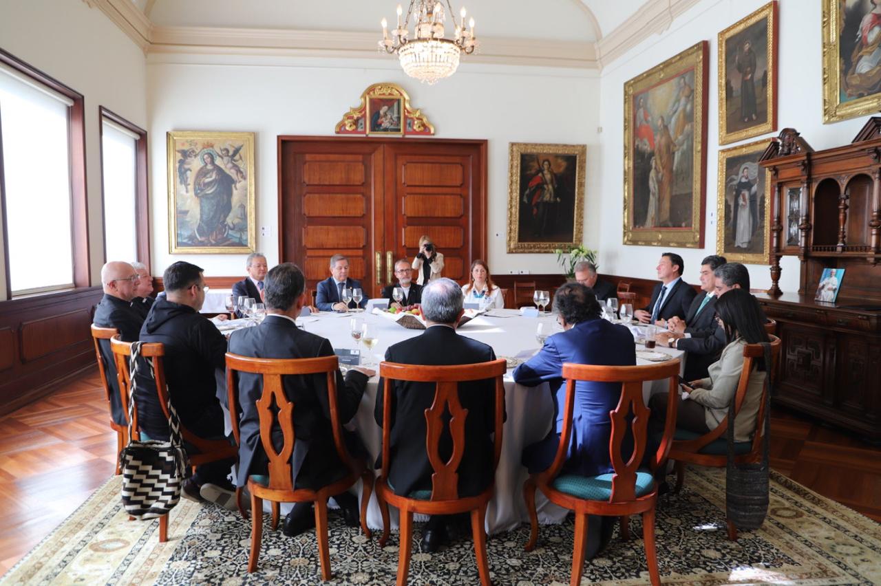 reunión Conferencia Episcopal
