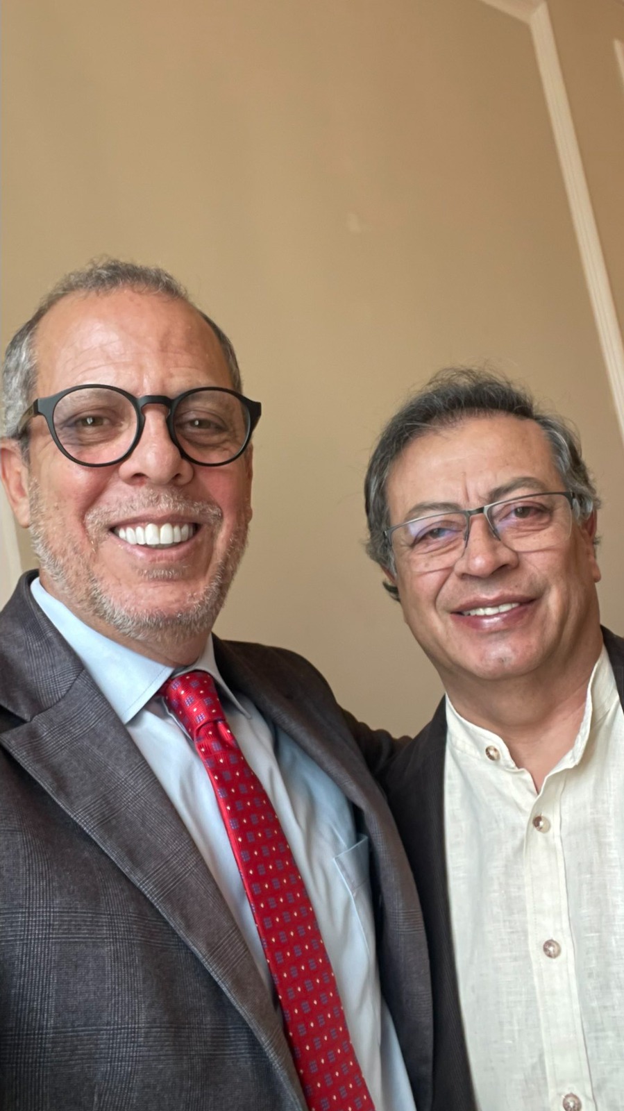 El presidente Gustavo Petro y Alfredo Saade