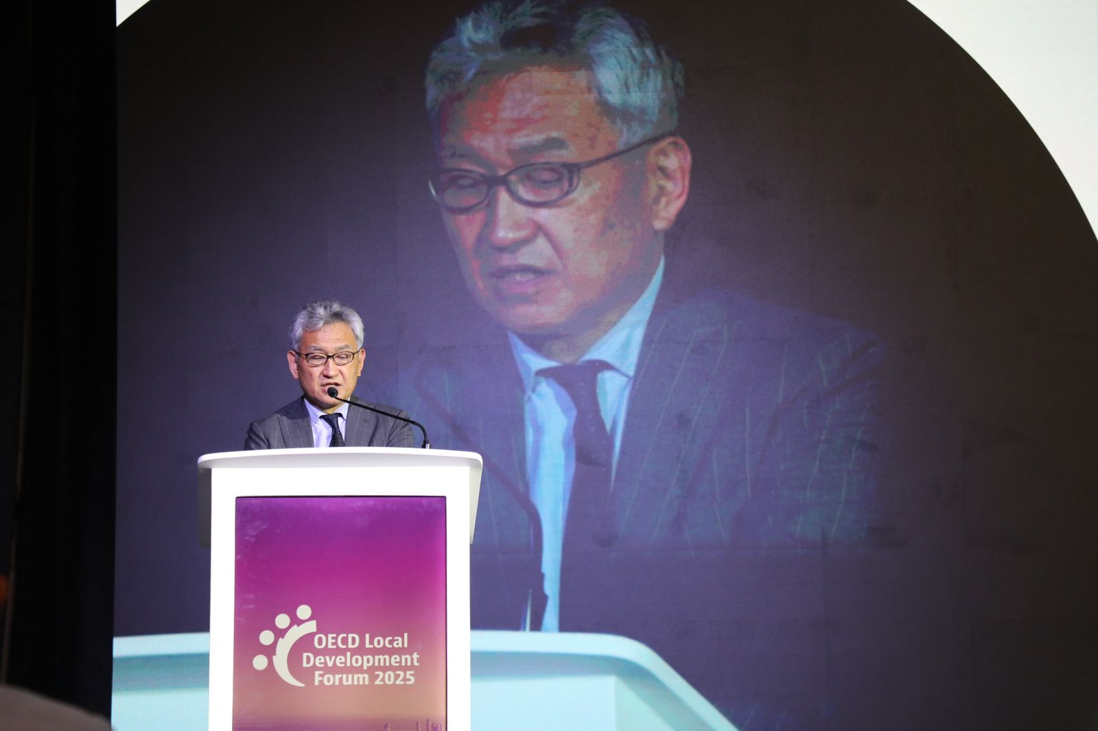 Yoshiki Takeuchi, secretario general de la OCDE.
