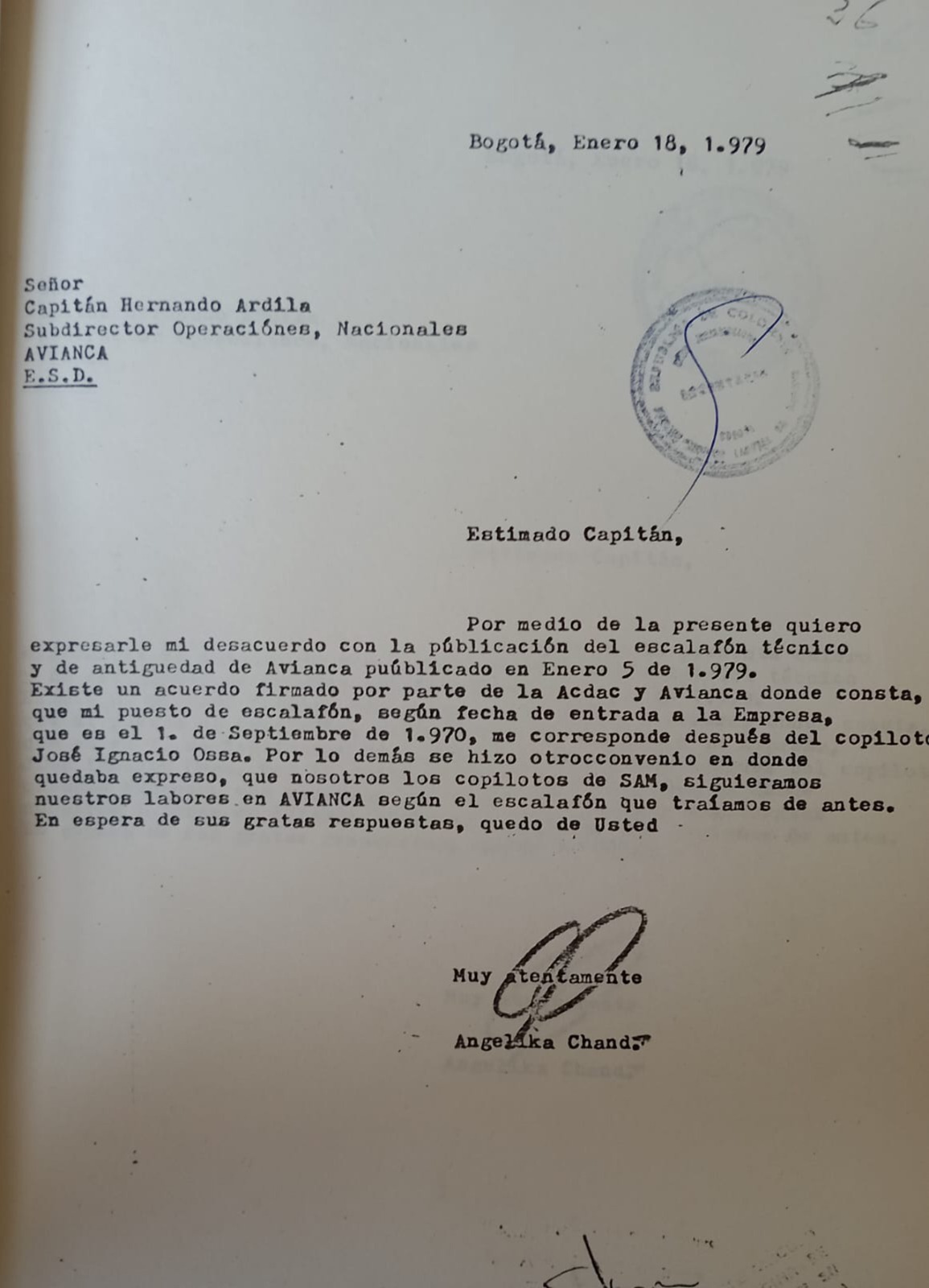 Reclamo formal de Angelika Helberger por el incumplimiento de SAM y Avianca para ascenderla en el escalafón jerárquico de pilotos de la compañía. 