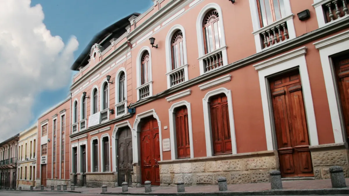 La universidad que le apuesta a la paz desde las aulas