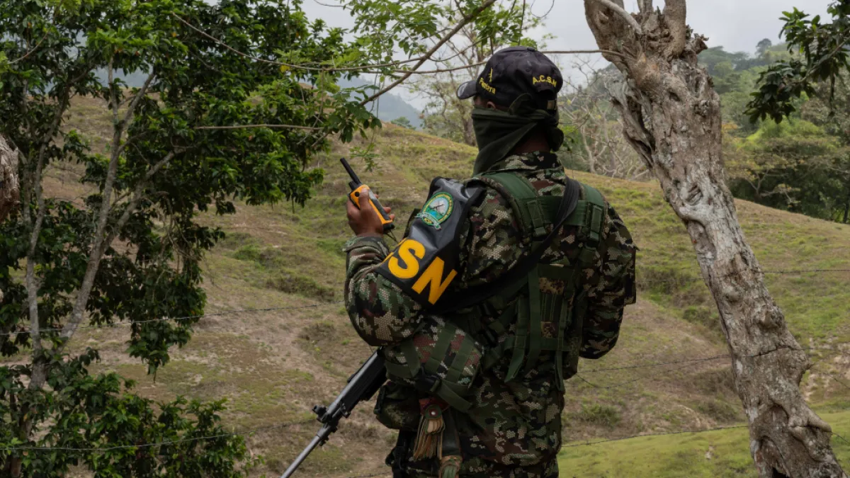 ¿Aliados de los paras de la Sierra Nevada? Los señalamientos entre el alcalde de Santa Marta y el gobernador del Magdalena