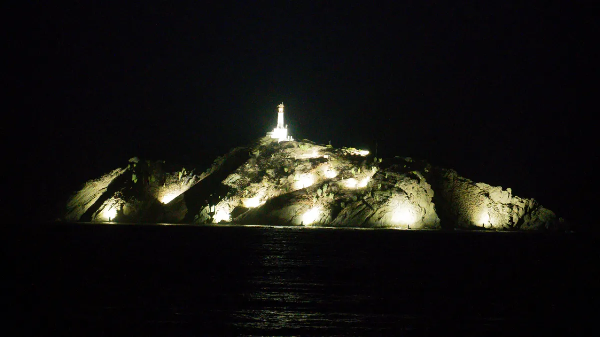 El Morro de Santa Marta se ilumina en honor a los 500 años de la ciudad
