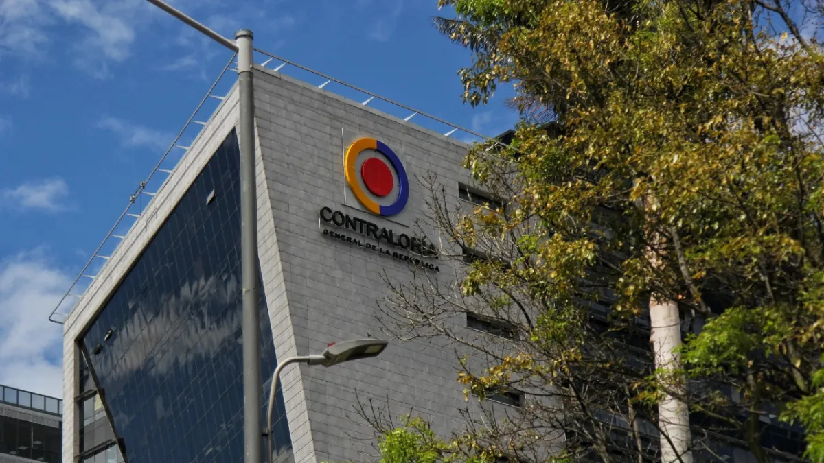 Hay más de 700 contratos estatales suscritos con personas inhabilitadas, advierte la Contraloría