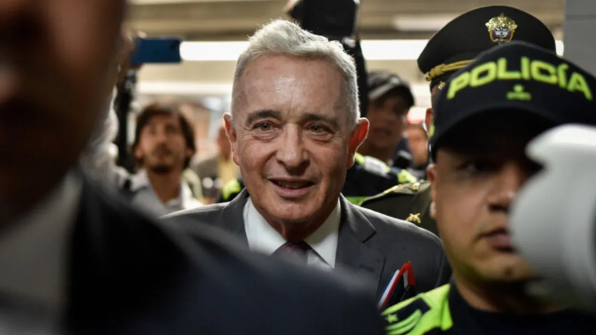 ¿Cómo se ejecutará la orden de encarcelamiento del expresidente Álvaro Uribe?