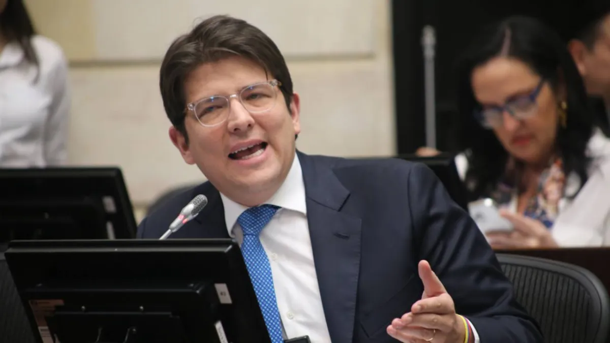 Menor que disparó contra Miguel Uribe finalmente aceptó cargos: ¿cómo avanza la investigación?