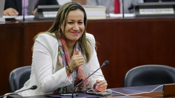 ¿Carolina Corcho, presidenta de la Nueva EPS? Esto dijo la exministra