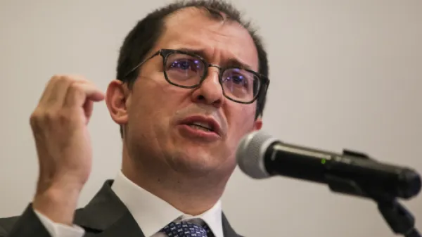 Fiscalía denuncia que el ELN planea un atentado contra Francisco Barbosa
