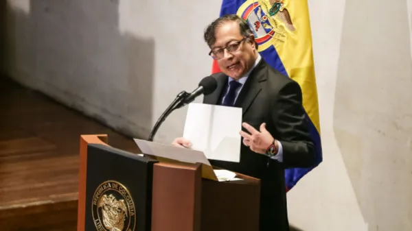 Así funcionaría el Banco Agrario y Popular con el que se fortalecerá la "economía popular"