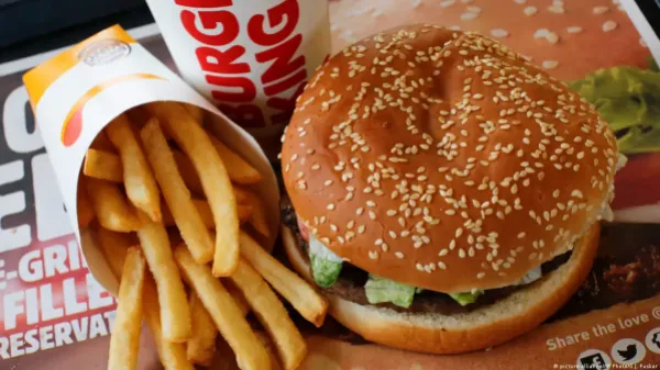 Burger King, demandado por "engañoso" tamaño de hamburguesas