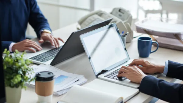 ¿Busca empleo? Multinacional ofrece más 600 vacantes de servicio al cliente para colombianos