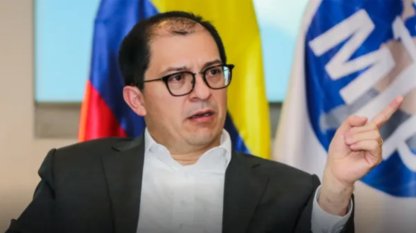 Las frases con las que el fiscal Francisco Barbosa defendió su gestión y atacó al Gobierno