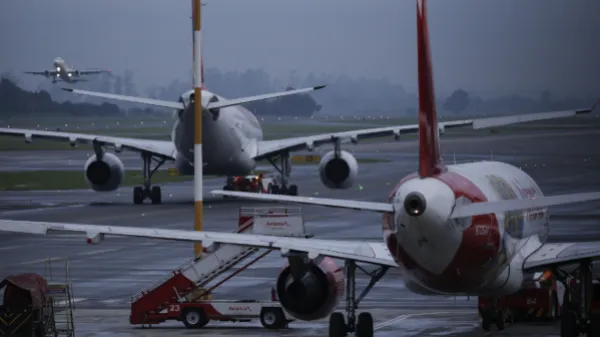 ¿Caos en los aeropuertos por viajes de fin de año? Piden a la Aerocivil ejecutar planes de contingencia