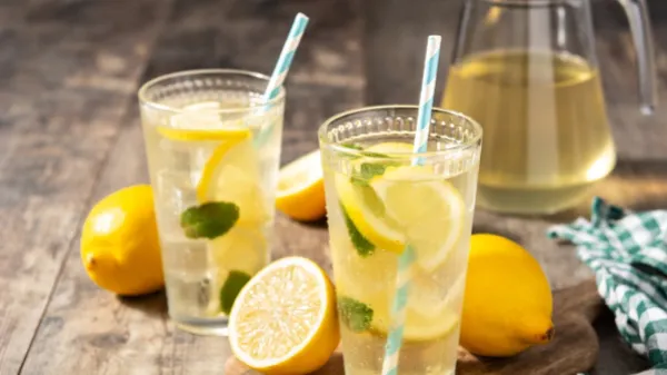 Argentinos cuentan cómo les cobraron 7 millones de pesos por dos limonadas en Barú, Cartagena