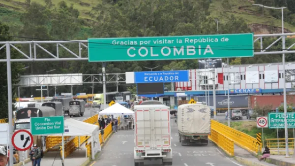 Ecuador pedirá antecedentes penales a colombianos que deseen entrar a su territorio