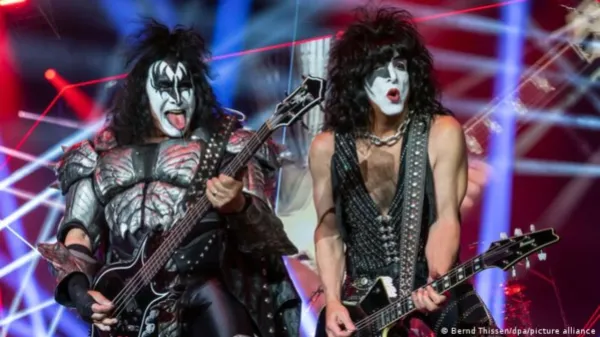 Kiss vende su catálogo musical y anticipa concierto holográfico