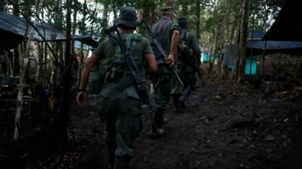 La expansión de las disidencias: una piedra en el zapato para la paz total