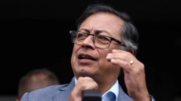 El CNE estaría preparando formulación de cargos contra Gustavo Petro por la financiación de su campaña