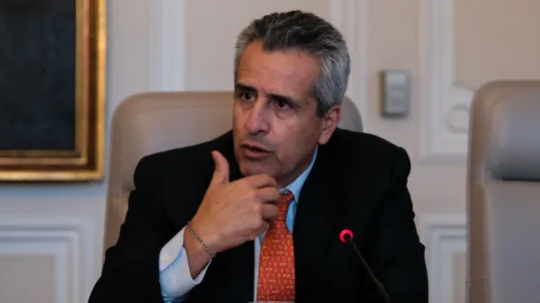 "No tengo el menor temor para enfrentarlo": Luis Fernando Velasco sobre acusaciones de Olmedo López