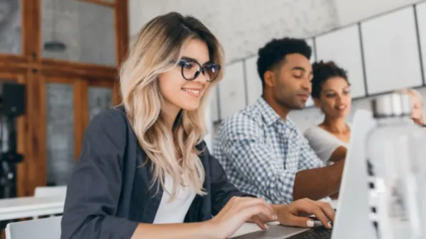 ¡Estudie gratis! La Universidad ECCI y el Distrito abrieron convocatoria para 3.500 becas para cursos cortos en Bogotá