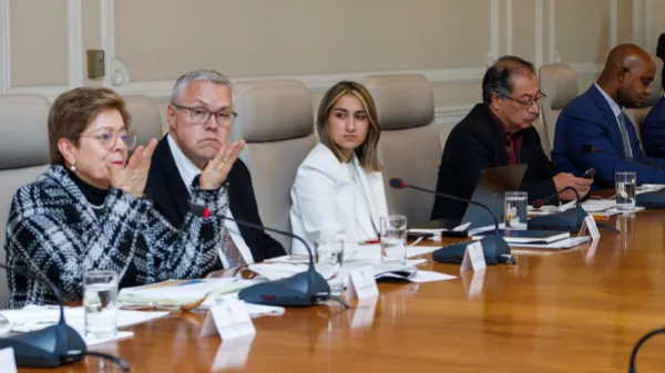¿Amenazados por talento?: los ministros más colgados en ejecución que peligran en el próximo remezón