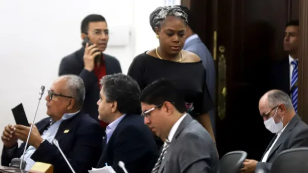 Reforma a la educación se hundirá por ‘W’ en el Senado
