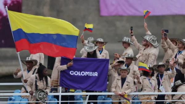 Así desfiló la delegación de Colombia en los Juegos Olímpicos de París 2024