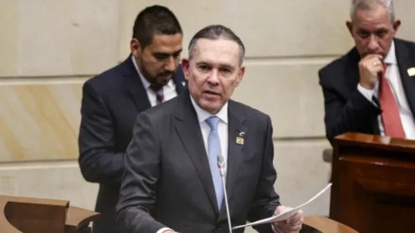 “Los gobiernos democráticos no pueden reconocer los resultados del CNE de Venezuela”: Efraín Cepeda