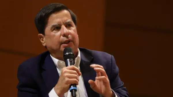 “El Estado colombiano no puede tolerar que quienes traicionaron el acuerdo estén asesinando a los que se desmovilizaron”: ministro del Interior