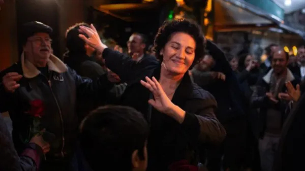 'Caminos cruzados': una historia sobre la orfandad y la empatía en los márgenes de Estambul